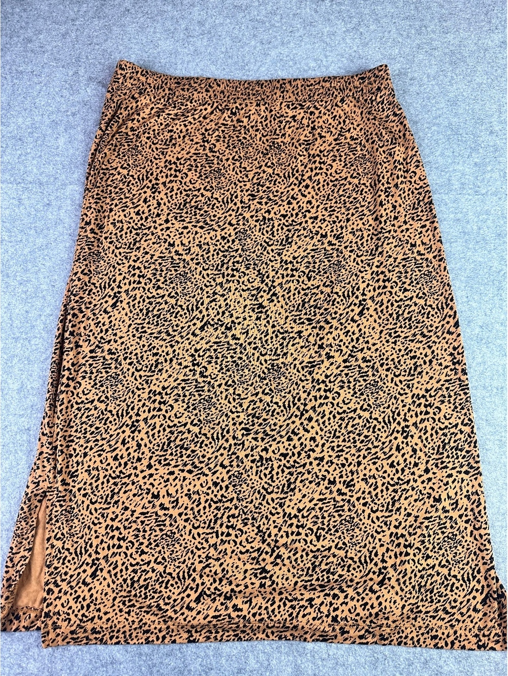 Amazon Essentials Women's Long Animal Print Skirt Size Large